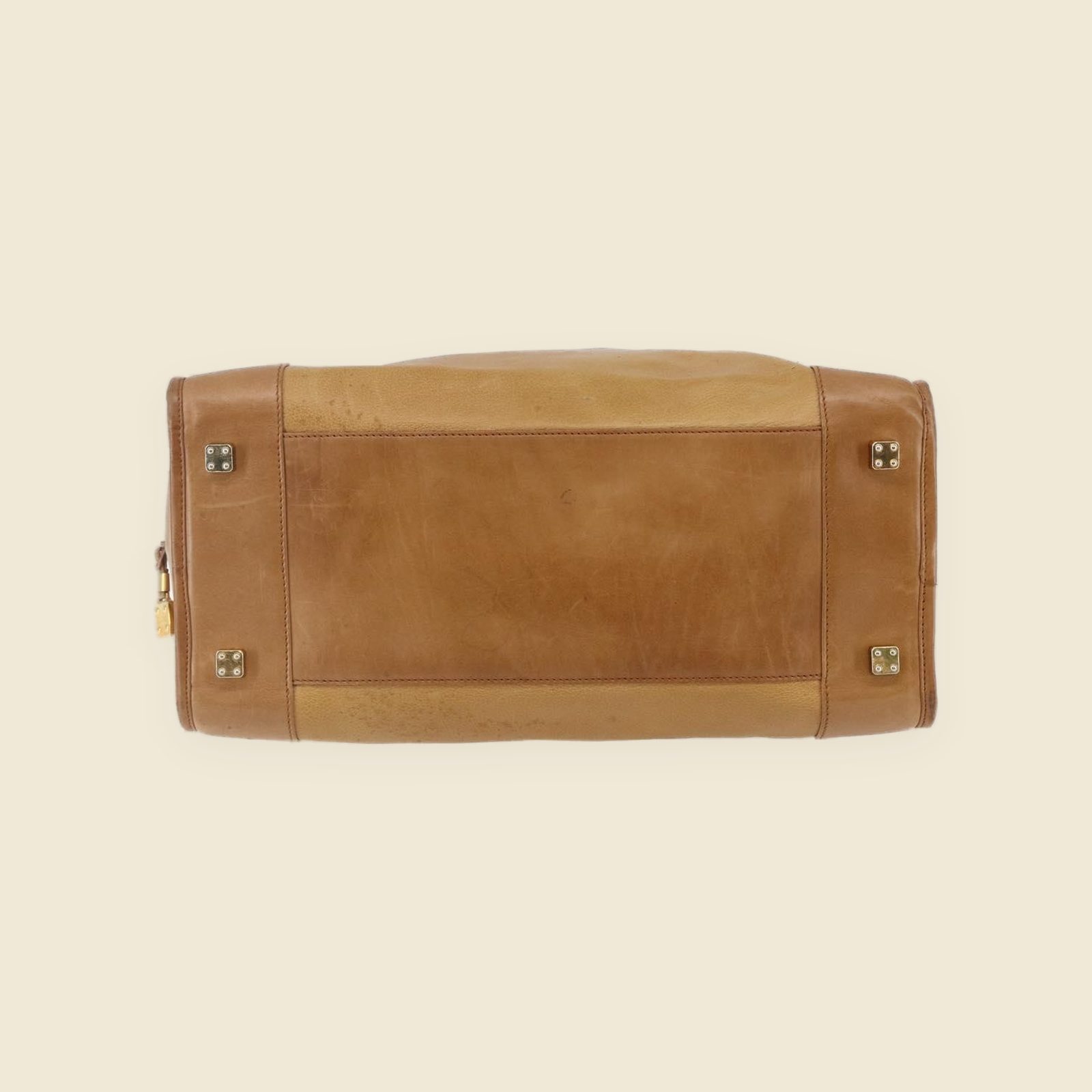 Borsa a mano Loewe in camoscio e pelle color cammello con doppi manici, zip e logo impresso, vista frontale — vista 4