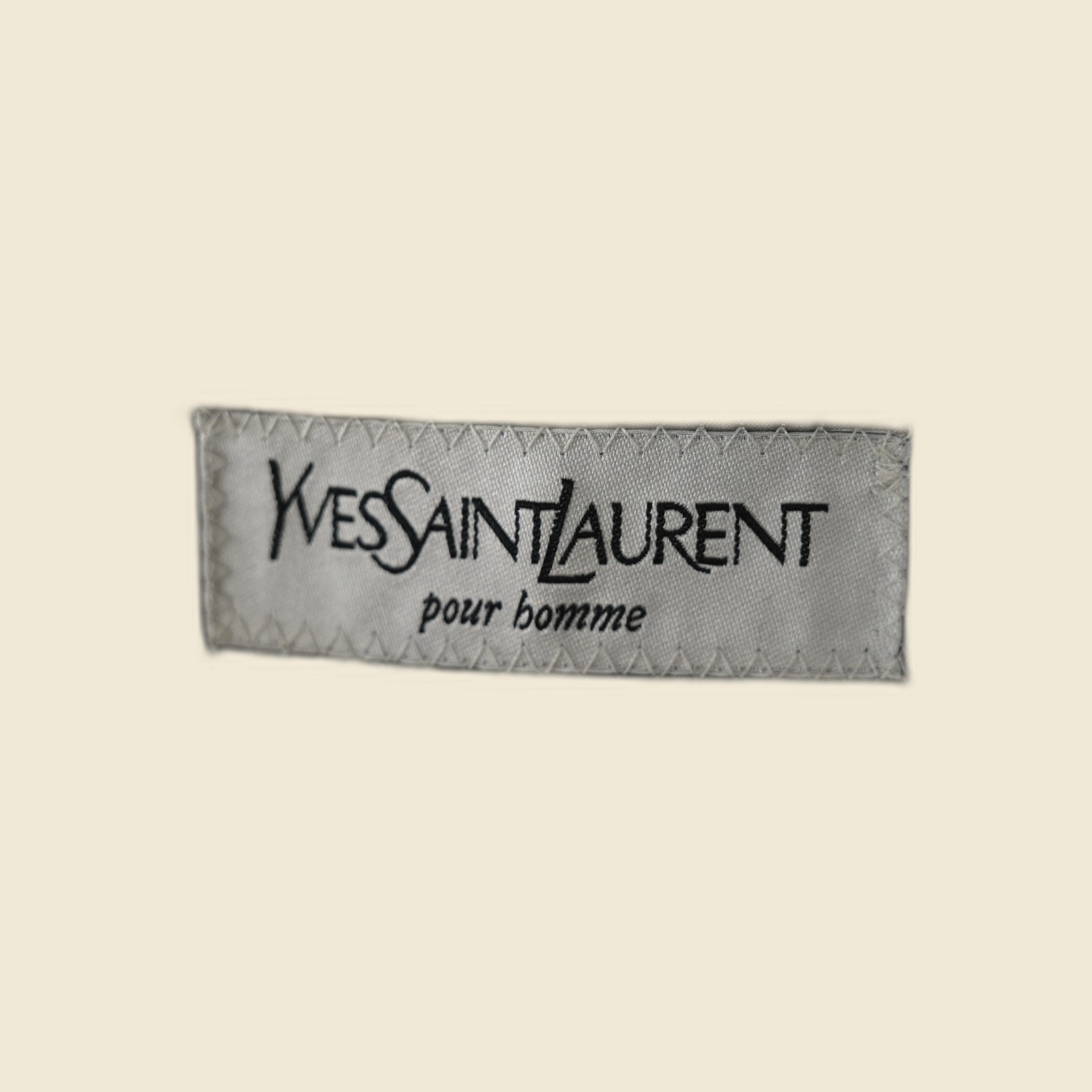Giacca in tweed grigio-azzurro Yves Saint Laurent con fodera a lucertole — vista 3